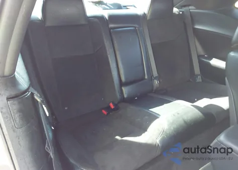 2016 Dodge Challenger 392 Hemi Scat Pack Shaker z USA, uszkodzony, nr VIN 2C3CDZFJ3GH289908